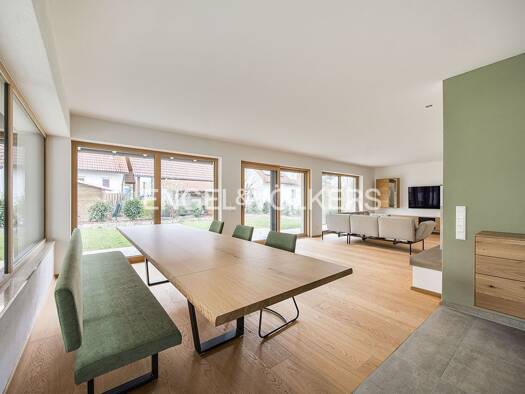 Wohnung zur Miete 2.500 € 5 Zimmer 210 m² frei ab sofort Neustadt Neustadt an der Aisch 91413