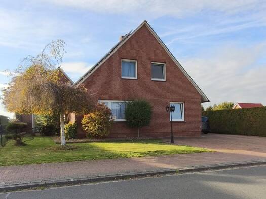Einfamilienhaus zur Miete 1.000 € 6 Zimmer 170 m² 892 m² Grundstück frei ab 01.01.2027 Ostrhauderfehn Ostrhauderfehn 26842