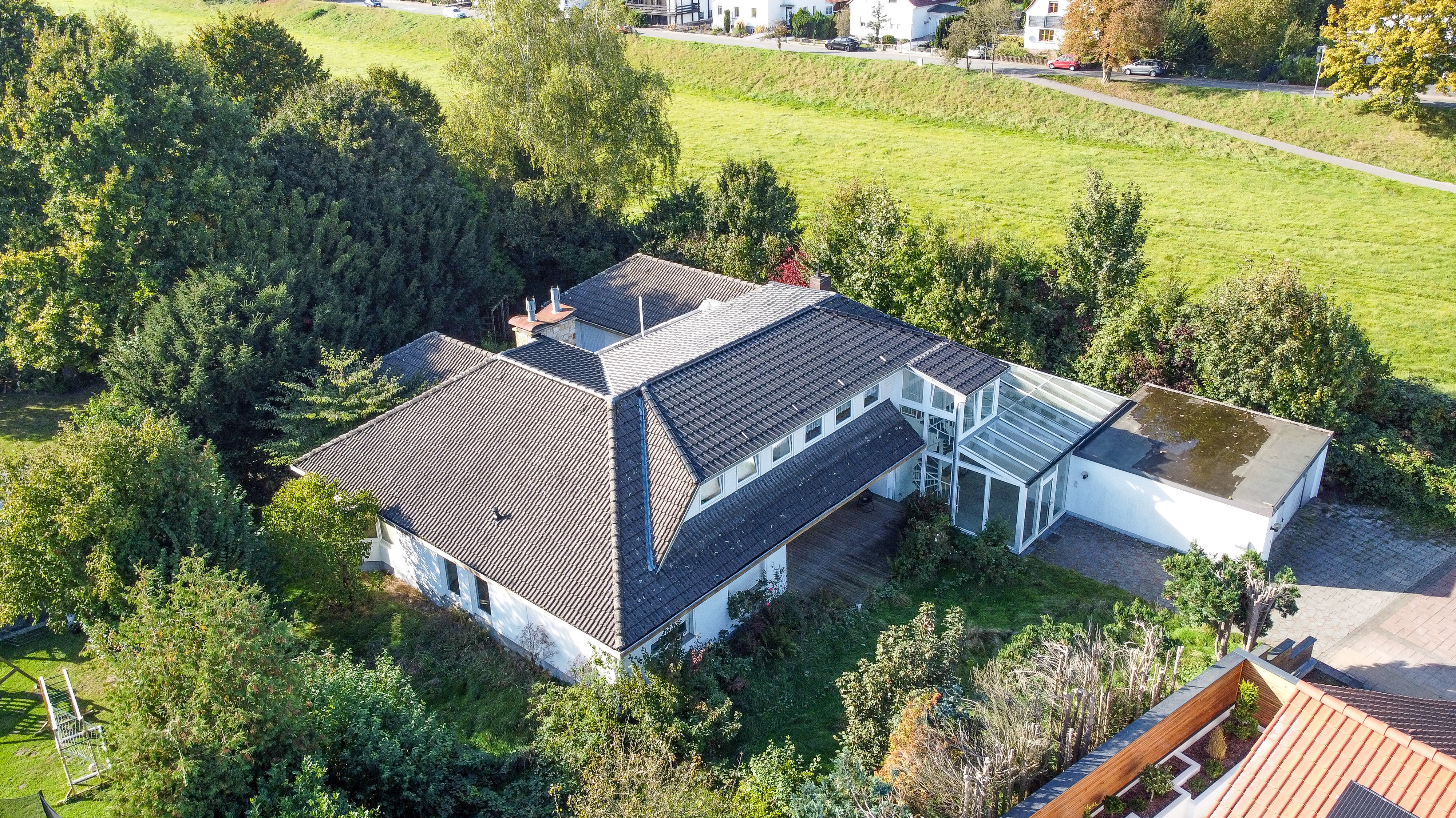 Mehrfamilienhaus zur Miete 1.500 € 7 Zimmer 230 m²<br/>Wohnfläche 1.300 m²<br/>Grundstück ab sofort<br/>Verfügbarkeit Werste Bad Oeynhausen 32549