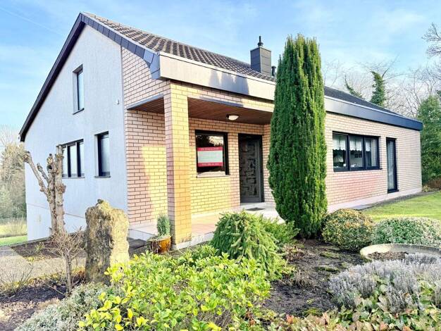 Einfamilienhaus zum Kauf 445.000 € 7 Zimmer 205 m² 1.210 m² Grundstück frei ab sofort Hilbringen Merzig 66663