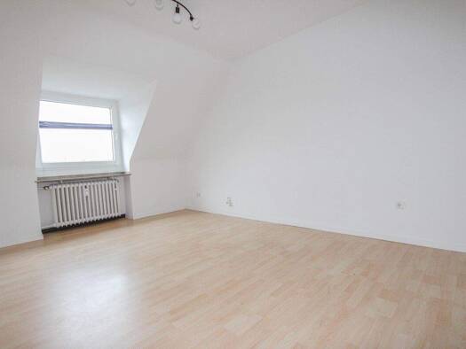 Wohnung zur Miete 600 € 2 Zimmer 51 m² frei ab sofort Dreikönigenviertel Neuss 41464