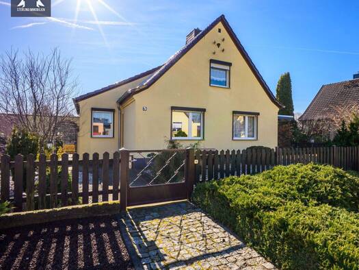 Einfamilienhaus zum Kauf 209.000 € 4 Zimmer 130 m² 934 m² Grundstück Alban-Berg-Straße 3 Muldenstein Muldestausee 06774