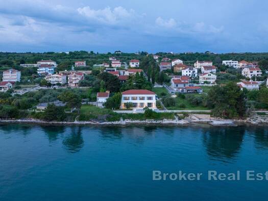 Villa zum Kauf 3.250.000 € 7 Zimmer 419 m² 814 m² Grundstück Zadar 23232