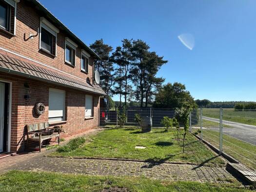Einfamilienhaus zum Kauf provisionsfrei 299.000 € 8 Zimmer 210 m² 2.160 m² Grundstück Pennigsehl 31621