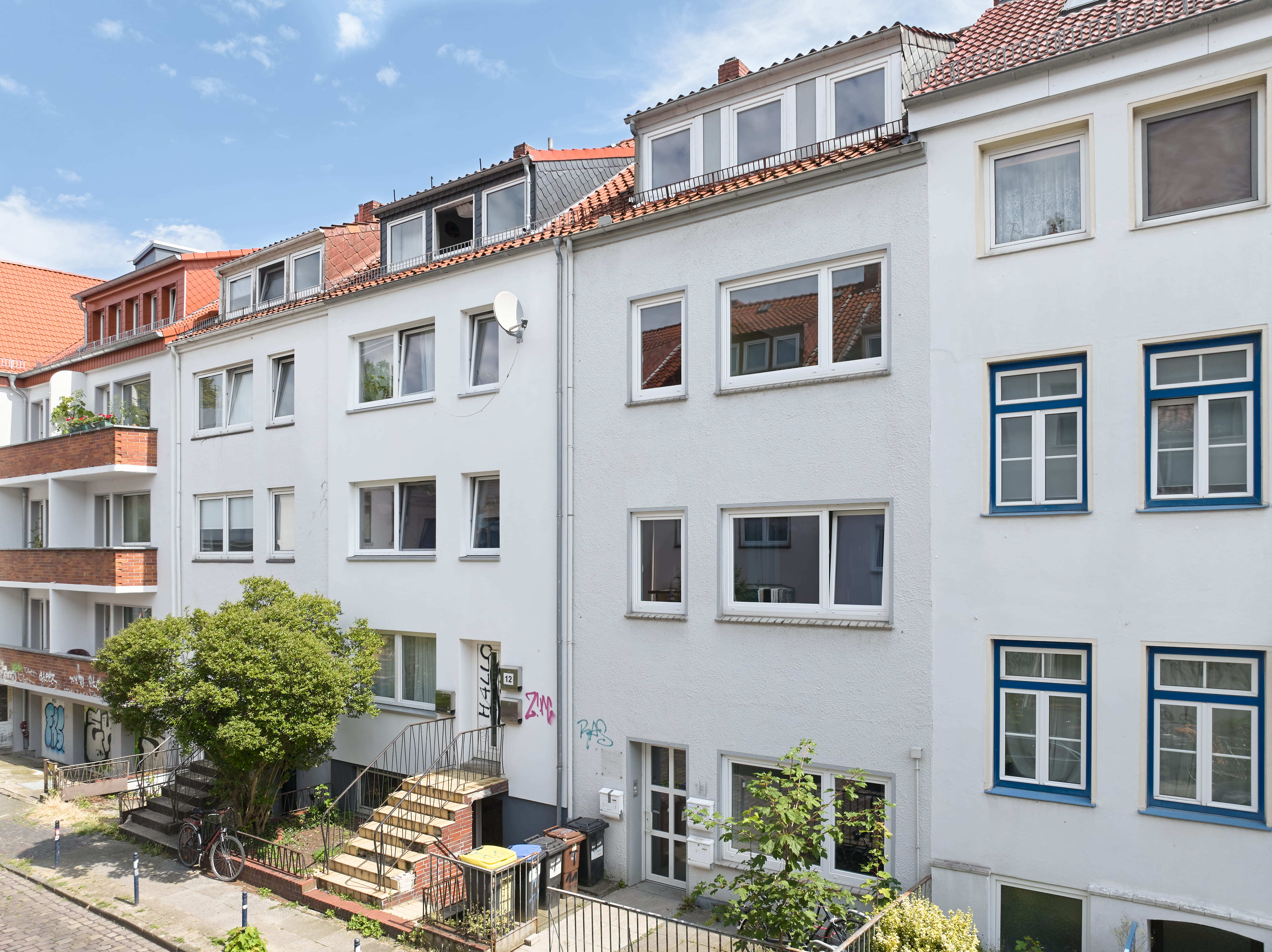 Mehrfamilienhaus zum Kauf 449.000 € 10 Zimmer 202 m²<br/>Wohnfläche 109 m²<br/>Grundstück Steintor Bremen 28203