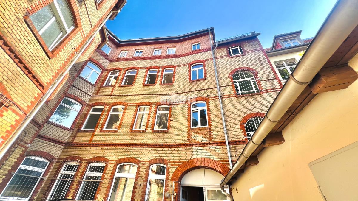 Bürofläche zur Miete provisionsfrei 5,50 € 22 m²<br/>Bürofläche ab 22 m²<br/>Teilbarkeit Altstadt Erfurt 99084