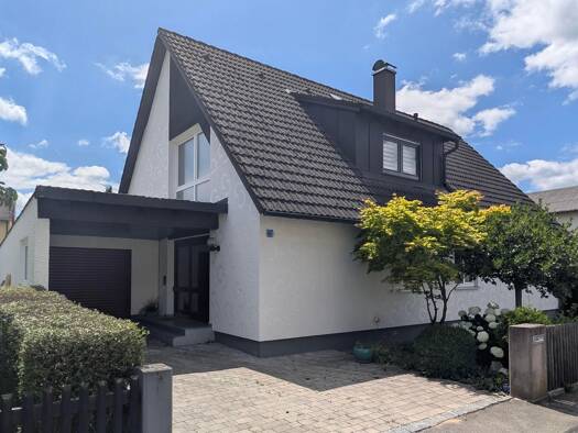 Einfamilienhaus zum Kauf 369.000 € 7 Zimmer 154 m² 383 m² Grundstück Pirk 92712