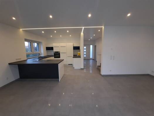 Doppelhaushälfte zur Miete 2.150 € 6 Zimmer 160 m² 380 m² Grundstück frei ab 01.06.2026 Nordsteimke Wolfsburg 38446