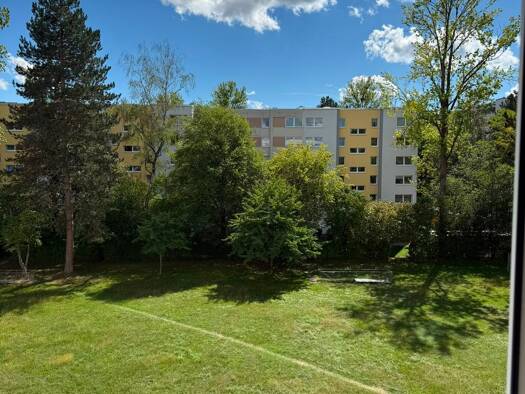 Wohnung zur Miete 680 € 1 Zimmer 28 m² Geschoss 3/6 frei ab 01.10.2026 Thalk.Obersendl.-Forsten-Fürstenr.-Solln München 81477