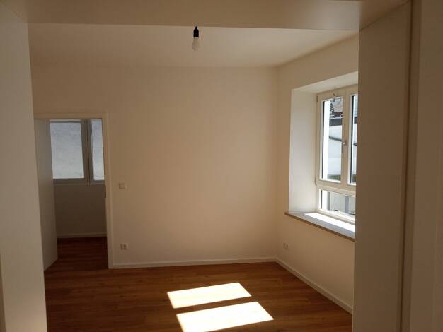 Wohnung zur Miete 1.210 € 3 Zimmer 77,5 m² 1. Geschoss Schirmgasse 272 Altstadt Landshut 84028