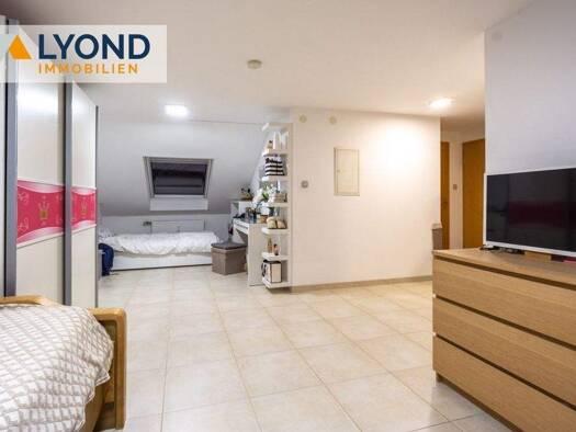 Wohnung zum Kauf 145.000 € 4 Zimmer 90 m² Repelen Moers 47445