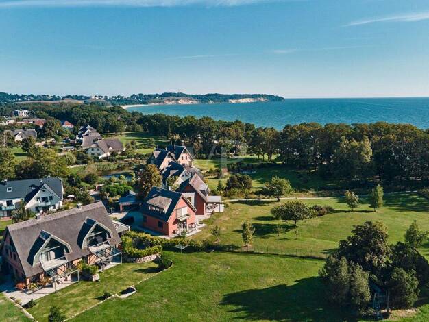 Mehrfamilienhaus zum Kauf 1.800.000 € 10 Zimmer 266 m² 3.900 m² Grundstück Middelhagen Mönchgut 18586