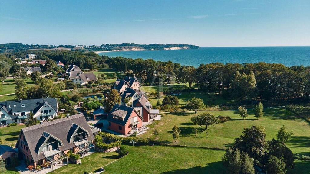 Mehrfamilienhaus zum Kauf 1.800.000 € 10 Zimmer 266 m² 3.900 m² Grundstück Middelhagen Mönchgut 18586