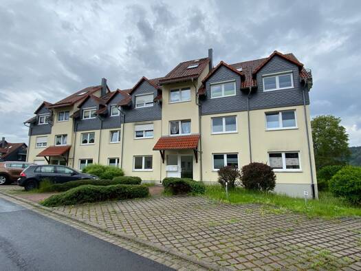 Wohnung zur Miete 465 € 3 Zimmer 75,7 m² EG frei ab sofort Am Denkmal 5 Zella-Mehlis 98544