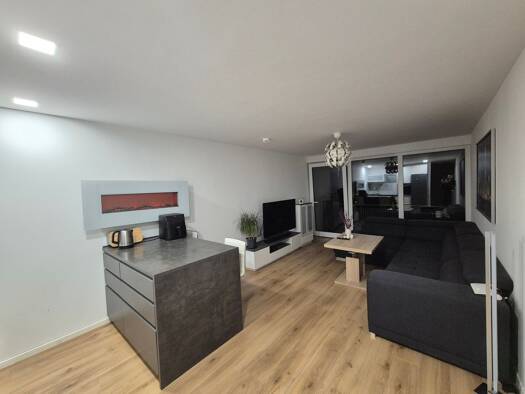Wohnung zur Miete 1.100 € 3 Zimmer 73 m² frei ab sofort Max-Planck-Straße 43 b Linkenheim Linkenheim-Hochstetten 76351