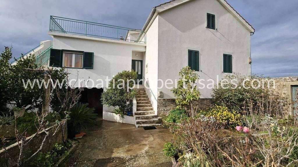 Haus zum Kauf 1.300.000 € 4 Zimmer 260 m² Hvar