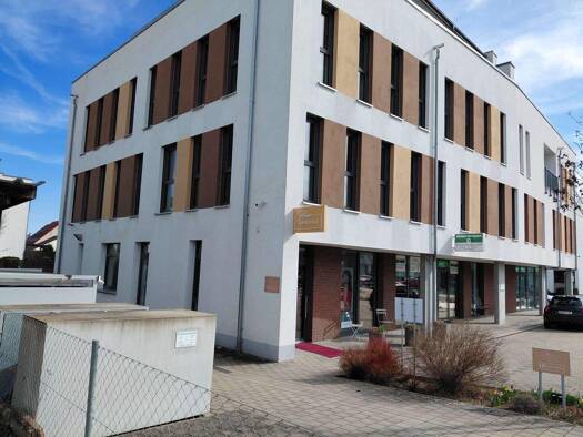 Bürofläche zur Miete 2.737 € 6 Zimmer 188 m² Bürofläche Burgfarrnbach Fürth 90768