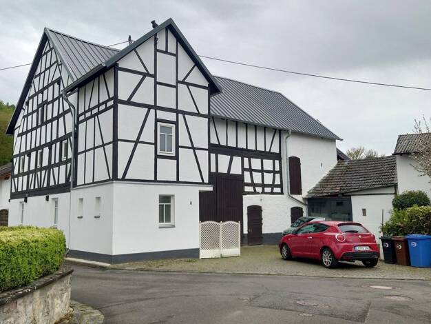 Einfamilienhaus zum Kauf provisionsfrei 280.000 € 4 Zimmer 133 m² 565 m² Grundstück frei ab 01.01.2027 Bergstraße 8 Eschenau Runkel 65594