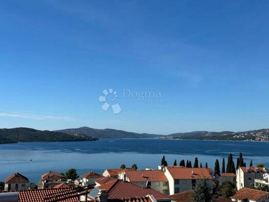 Haus zum Kauf 575.000 € 9 Zimmer 400 m² Okrug Gornji, Okrug Okrug Donji