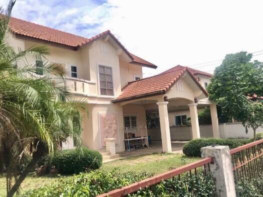 Villa zur Miete 760 € 5 Zimmer 220 m² 480 m² Grundstück Nakhonratchasima 30000