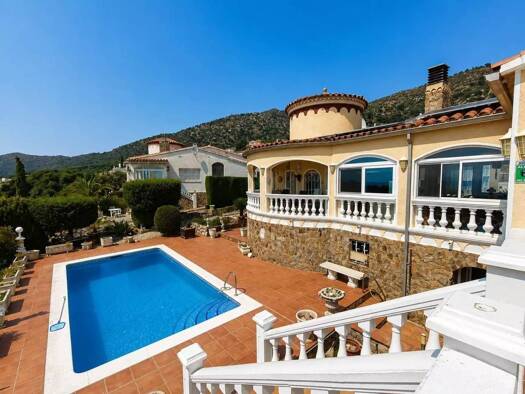 Villa zum Kauf 595.000 € 3 Zimmer 190 m² 849 m² Grundstück Palau-saverdera 17495