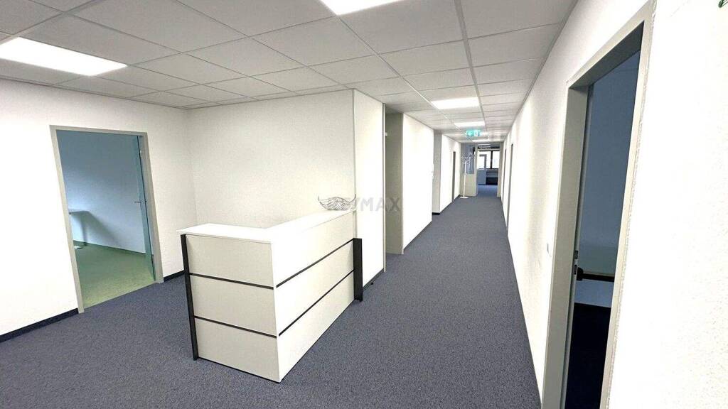 Praxis zur Miete 10 € 420 m² Bürofläche Stadtgebiet Göppingen 73033