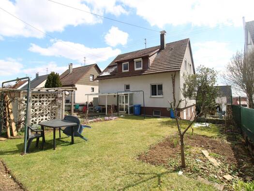 Einfamilienhaus zum Kauf 232.990 € 6 Zimmer 125 m² 590 m² Grundstück Winterlingen Winterlingen 72474