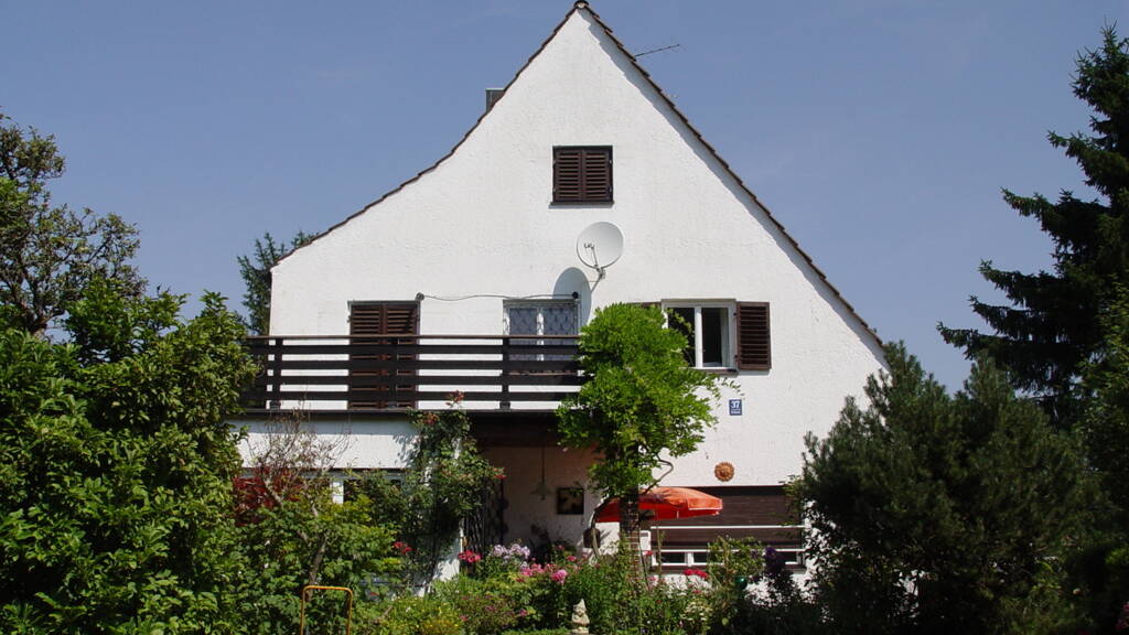 Einfamilienhaus zum Kauf 7 Zimmer 220 m² 993 m² Grundstück Gräfelfing Gräfelfing 82166