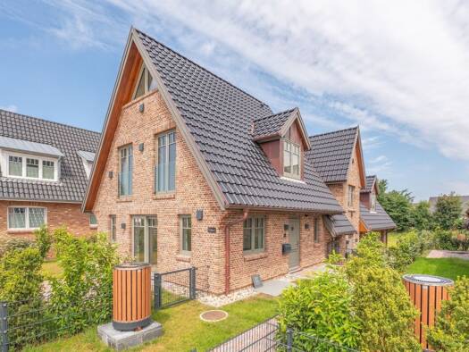 Reihenendhaus zum Kauf - Erstbezug 2.000.000 € 4 Zimmer 126,6 m² 923 m² Grundstück Tinnum Sylt 25980