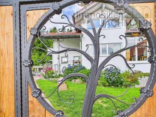 Einfamilienhaus zum Kauf 1.200.000 € 8 Zimmer 290 m² 12.300 m² Grundstück Schaufling 94571