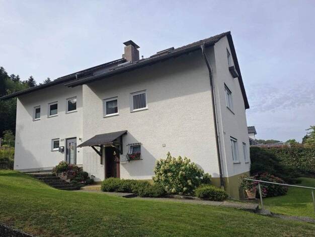 Doppelhaushälfte zum Kauf 490.000 € 6 Zimmer 173,8 m² 614 m² Grundstück Badenweiler Badenweiler 79410