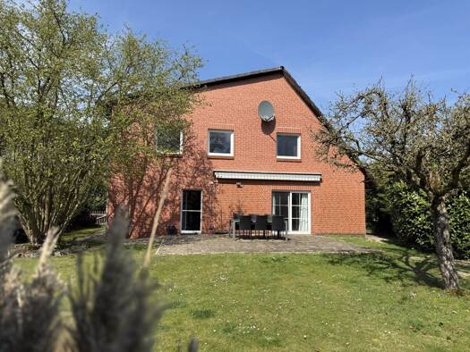 Mehrfamilienhaus zum Kauf 389.000 € 9 Zimmer 244 m² 1.297 m² Grundstück Bannetze Winsen (Aller) 29308