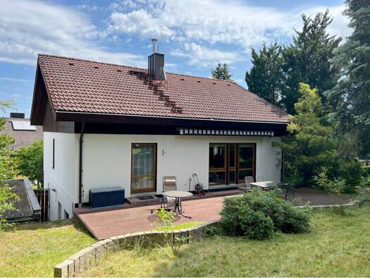 Haus zum Kauf 549.000 € 5 Zimmer 148 m² 823 m² Grundstück Weilersbach Weilersbach 91365