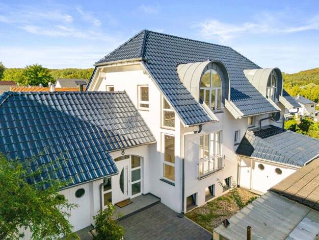 Einfamilienhaus zum Kauf provisionsfrei 649.000 € 7 Zimmer 239,5 m² 397 m² Grundstück Eschelbach Sinsheim 74889