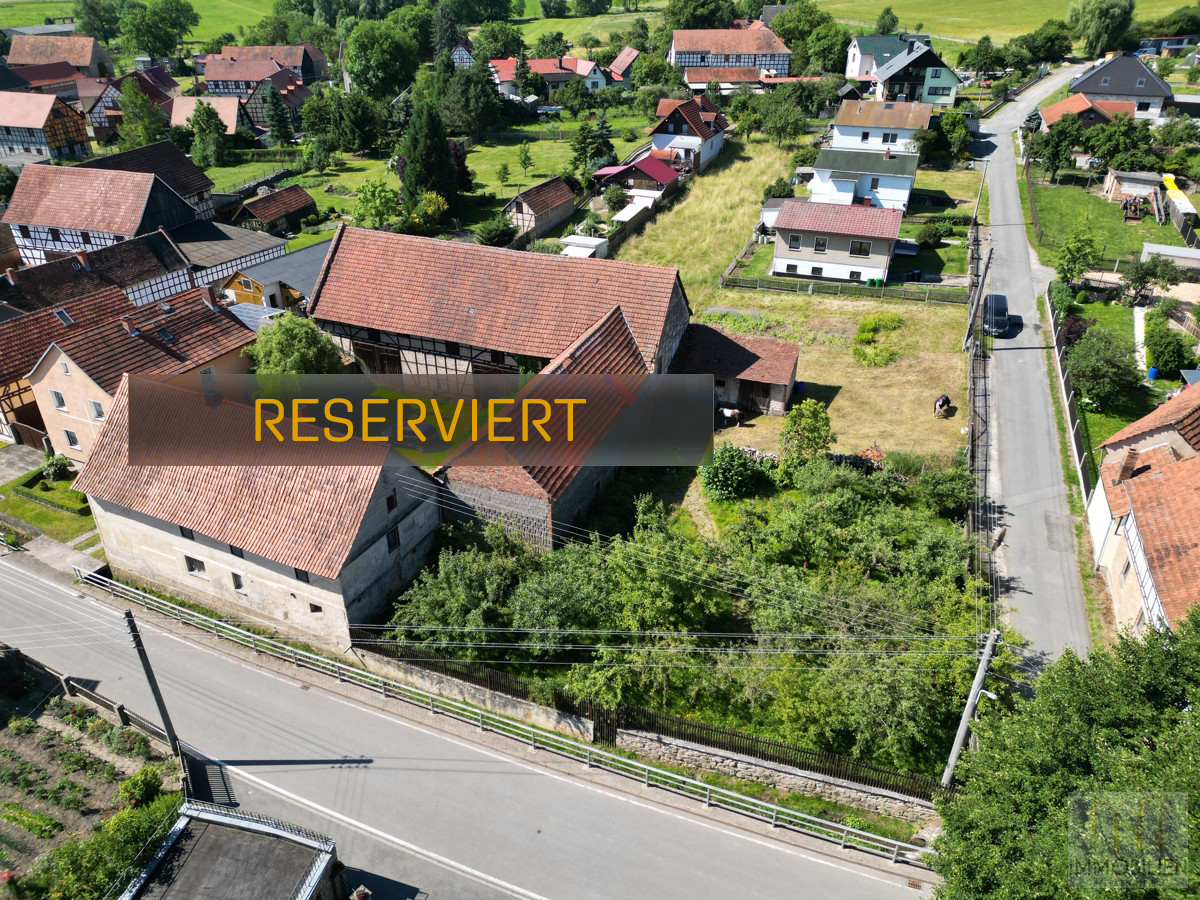 Bauernhaus zum Kauf 99.500 € 8 Zimmer 237 m²<br/>Wohnfläche 3.263 m²<br/>Grundstück ab sofort<br/>Verfügbarkeit Engerda Uhlstädt-Kirchhasel 07407