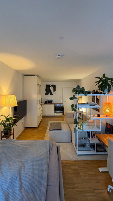 Loft zur Miete 1.150 € 1 Zimmer 38 m² 1. Geschoss frei ab 01.02.2025 Leopoldstraße 204 Neufreimann München 80804