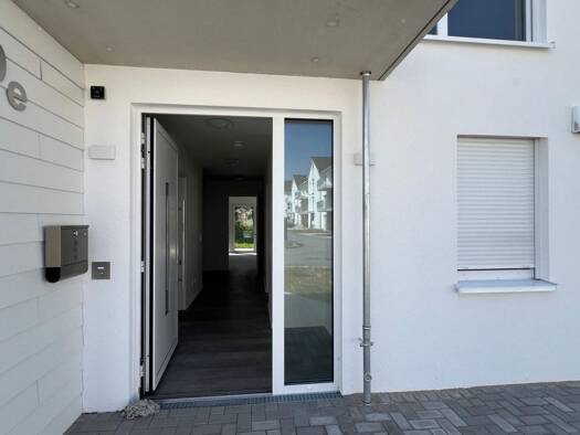 Reihenendhaus zur Miete - Erstbezug 1.300 € 4 Zimmer 137,3 m² 1.000 m² Grundstück frei ab 01.09.2026 Thermalbadstraße 9 Rodach Bad Rodach 96476