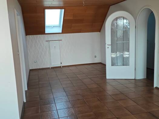 Wohnung zur Miete 850 € 3 Zimmer 121 m² Geschoss -1/3 frei ab sofort Speichersdorf Speichersdorf 95469