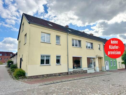 Haus zum Kauf provisionsfrei 139.000 € 6 Zimmer 214 m² 392 m² Grundstück Strasburg Strasburg (Uckermark) 17335