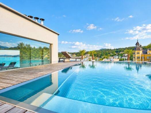 Haus zum Kauf 12 Zimmer 650 m² 500 m² Grundstück Velden am Wörther See 9220