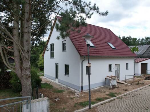 Terrassenwohnung zur Miete 1.200 € 2 Zimmer 75 m² Geschoss EG/2 frei ab 01.11.2026 Buchleite 9 Roth Roth 91154