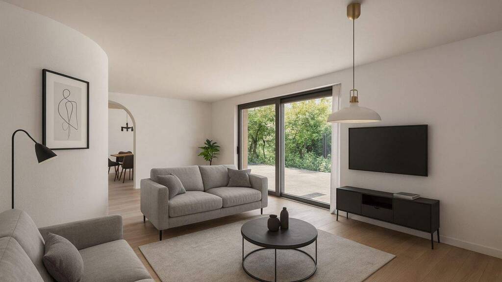 Großzügiges Einfamilienhaus mit wunderschönem Garten