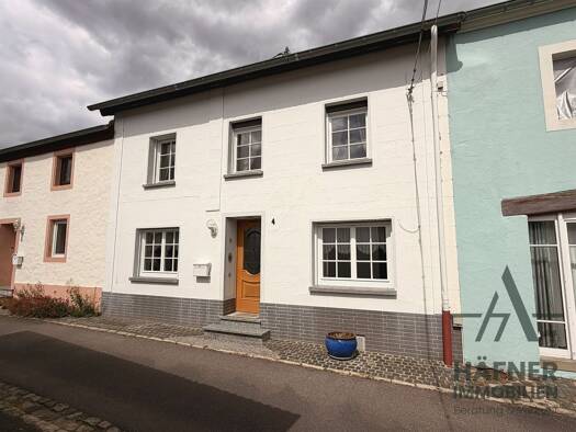 Reihenmittelhaus zum Kauf 170.000 € 6 Zimmer 127,5 m² 333 m² Grundstück Godendorf Ralingen 54310