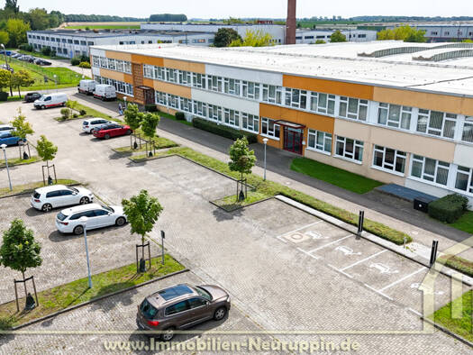 Bürokomplex zur Miete 5 € teilbar ab 20 m² Neuruppin 16816