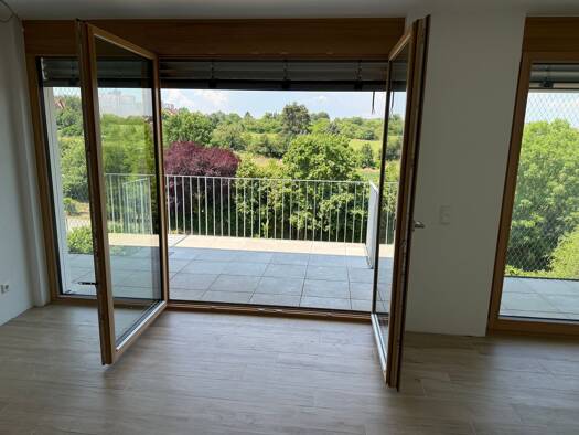 Wohnung zur Miete 890 € 2 Zimmer 60 m² Geschoss 3/4 frei ab 01.09.2026 Yalovastraße 32 Rottenburg Rottenburg am Neckar 72108
