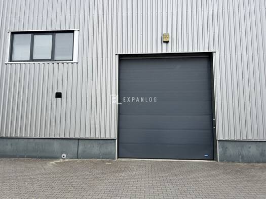 Lagerhalle zur Miete 4.880 m² Lagerfläche teilbar ab 1.780 m² Linn Krefeld / Oppum 47809