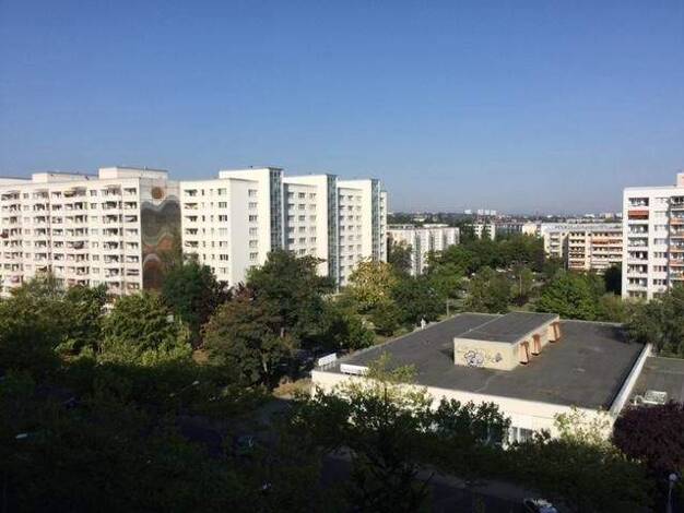 Wohnung zur Miete 609 € 3 Zimmer 80,3 m² 9. Geschoss frei ab 25.09.2026 Herzberger Straße 30 Prohlis-Nord Dresden 01239
