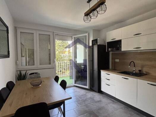 Wohnung zur Miete 1.100 € 3 Zimmer 64 m² 2. Geschoss Vostarnica - Poluotok