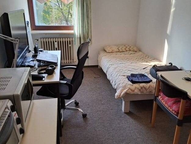 Wohnung zur Miete auf Zeit 745 € 1 Zimmer 24 m² frei ab 01.01.2027 Sieglitzhof Erlangen 91058
