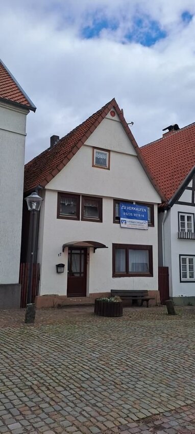 Einfamilienhaus zum Kauf 105.000 € 6 Zimmer 120 m² 225 m² Grundstück frei ab sofort Blomberg Blomberg 32825